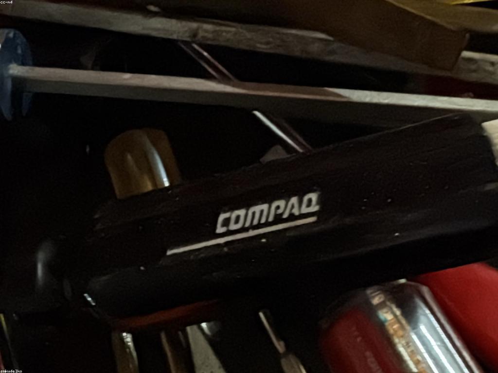 អត្ថប្រយោជន៍នៃឧបករណ៍ និងអេក្រង់សម្រាប់ការអភិវឌ្ឍន៍ផ្ទាល់ខ្លួន